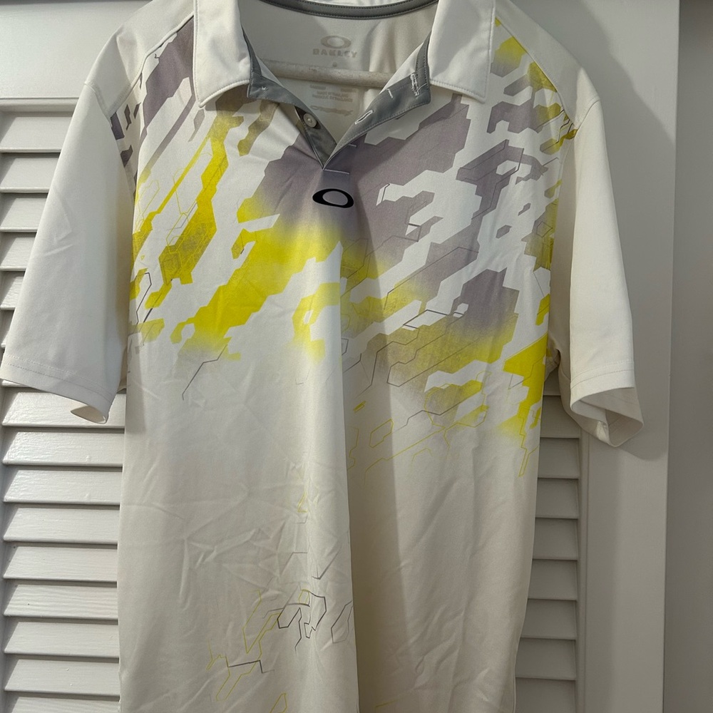 Oakley Men's White and Yellow Golf Shirt